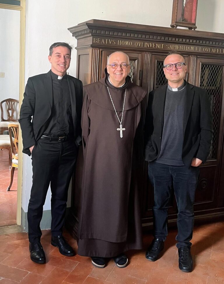 Incontro FTIC e STI con S.E. Mons. Saverio Cannistrà Incontro FTIC e STI con S.E. Mons. Saverio Cannistrà